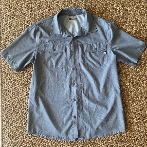 Hi-Tec Other - HI-TEC Button Up Pocket Shirt